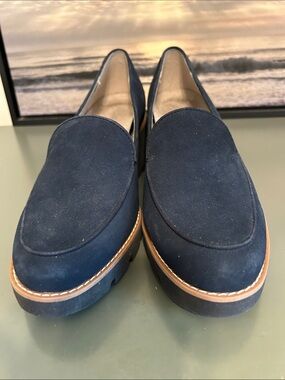 Vionic Navy Suede Slip-On Loafers for Women.  Hard to find  Navy! Size 10